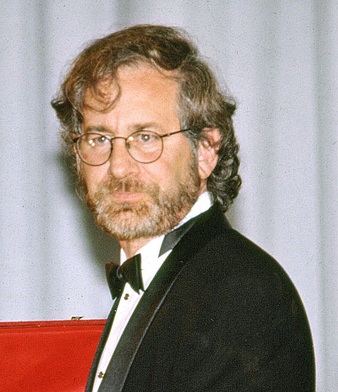 Sammanfattning av E.T. the Extra-Terrestrial av Steven Spielberg