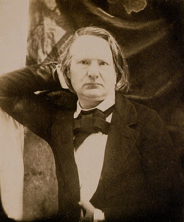 Sammanfattning av Ringaren i Notre Dame av Victor Hugo